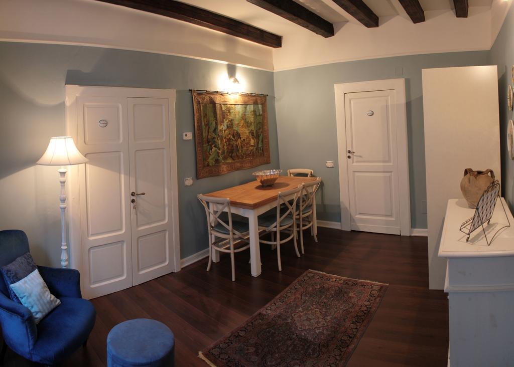 B&B Via Dell'Astrologo Cosença Exterior foto