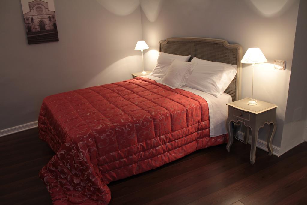 B&B Via Dell'Astrologo Cosença Quarto foto